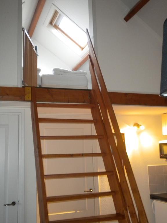 Koetsementen Appartementen Met Strandcabine Domburg Ruang foto